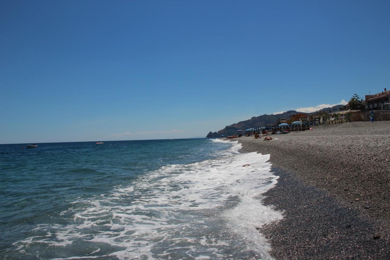 B&B La Sirena Санта-Тереза-ди-Рива Экстерьер фото