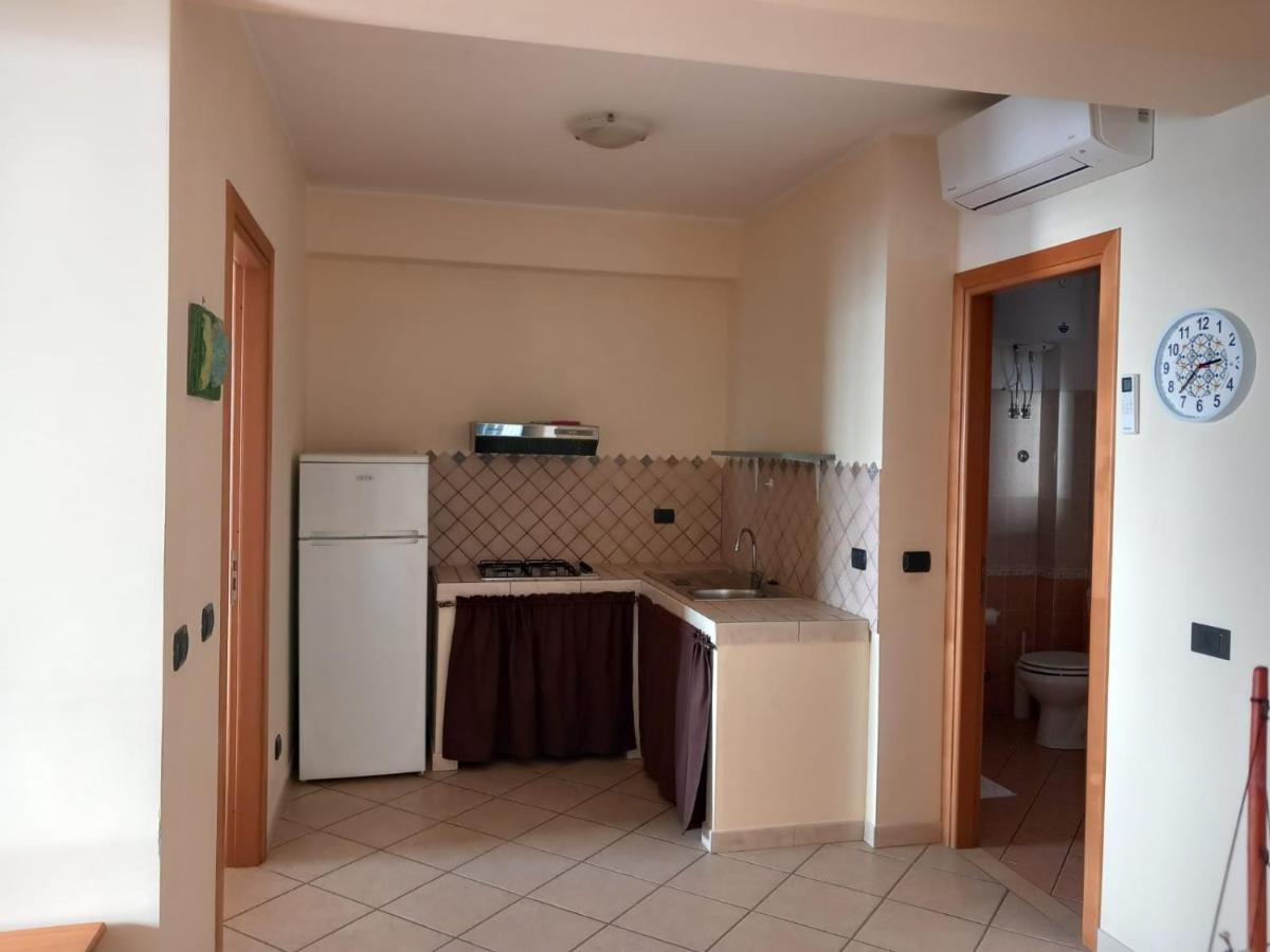 B&B La Sirena Санта-Тереза-ди-Рива Экстерьер фото