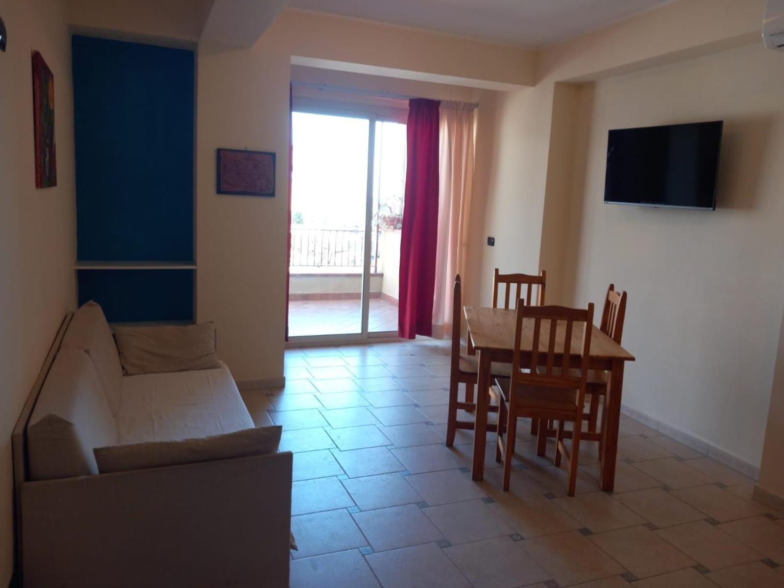 B&B La Sirena Санта-Тереза-ди-Рива Экстерьер фото