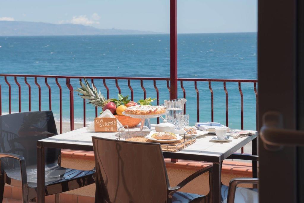 B&B La Sirena Санта-Тереза-ди-Рива Экстерьер фото